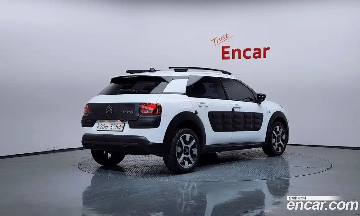 Citroen C4 Cactus 2017 1.6 Автомат в Москве № 611921, фото 2