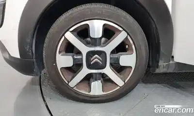 Citroen C4 Cactus 2017 1.6 Автомат в Москве № 611921, миниатюра 5