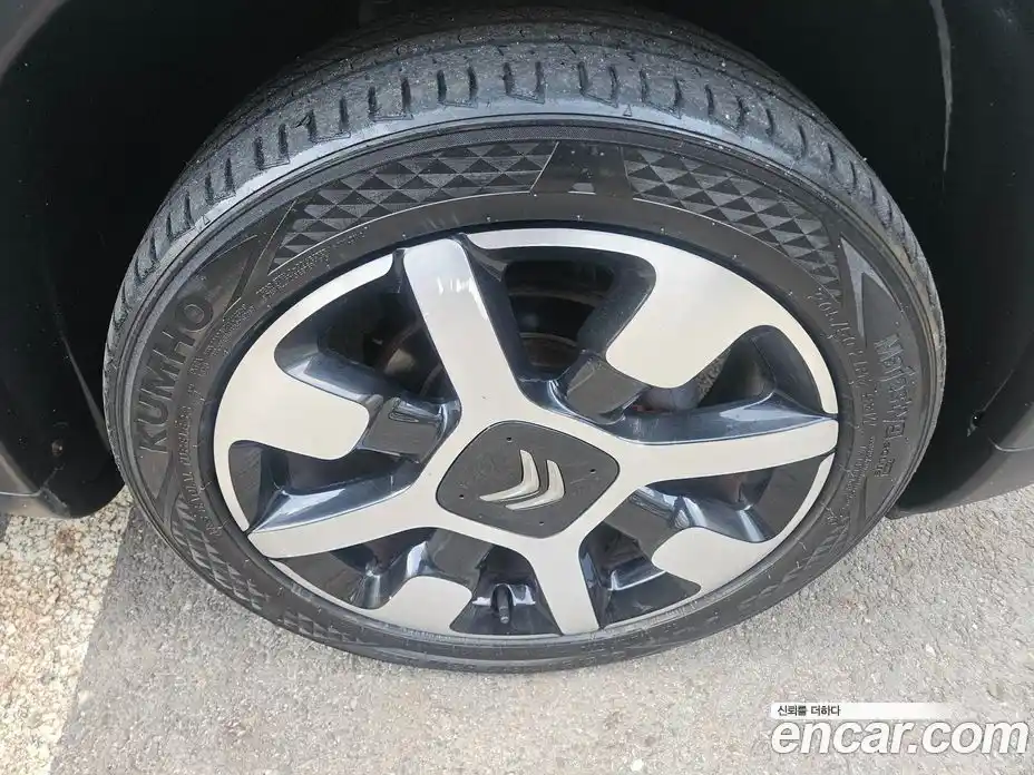 Citroen C4 Cactus 2019 1.6 Автомат в Москве № 611942, фото 18