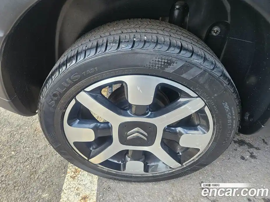 Citroen C4 Cactus 2019 1.6 Автомат в Москве № 611942, фото 19