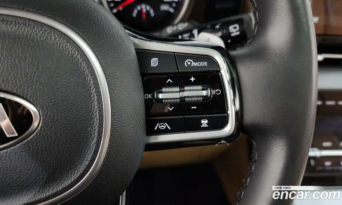 Kia Canival 2021 2.2 Автомат в Москве № 612577, фото 17