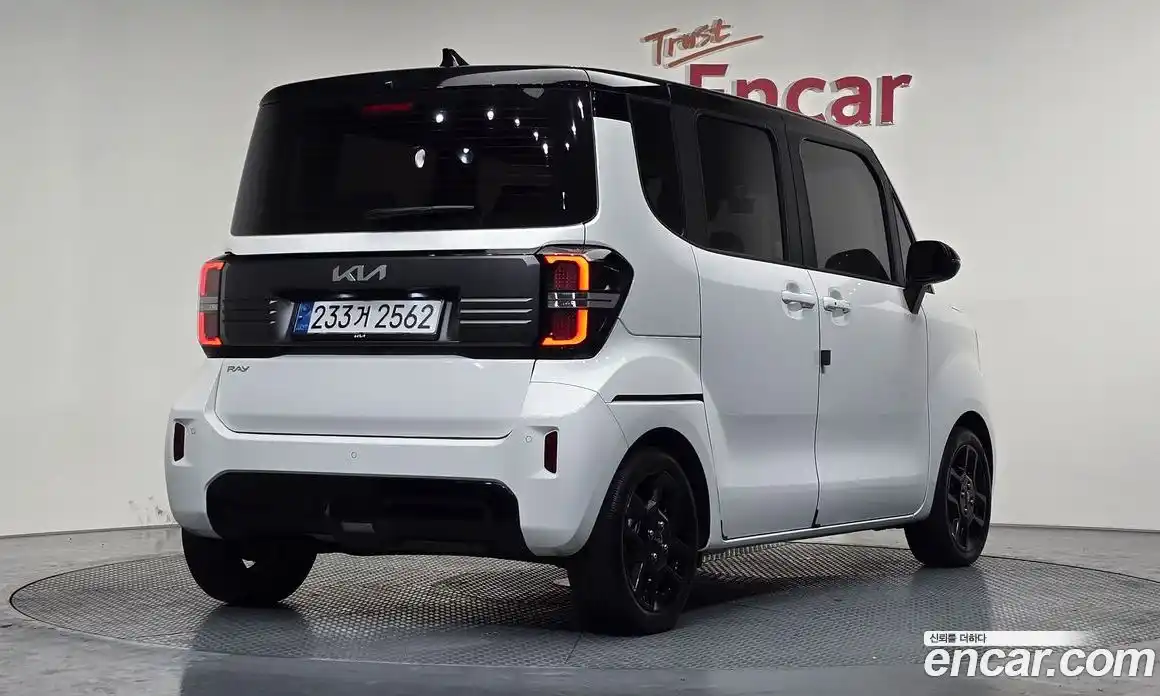 Kia Ray 2024 1.0 Автомат в Москве № 612807, фото 1