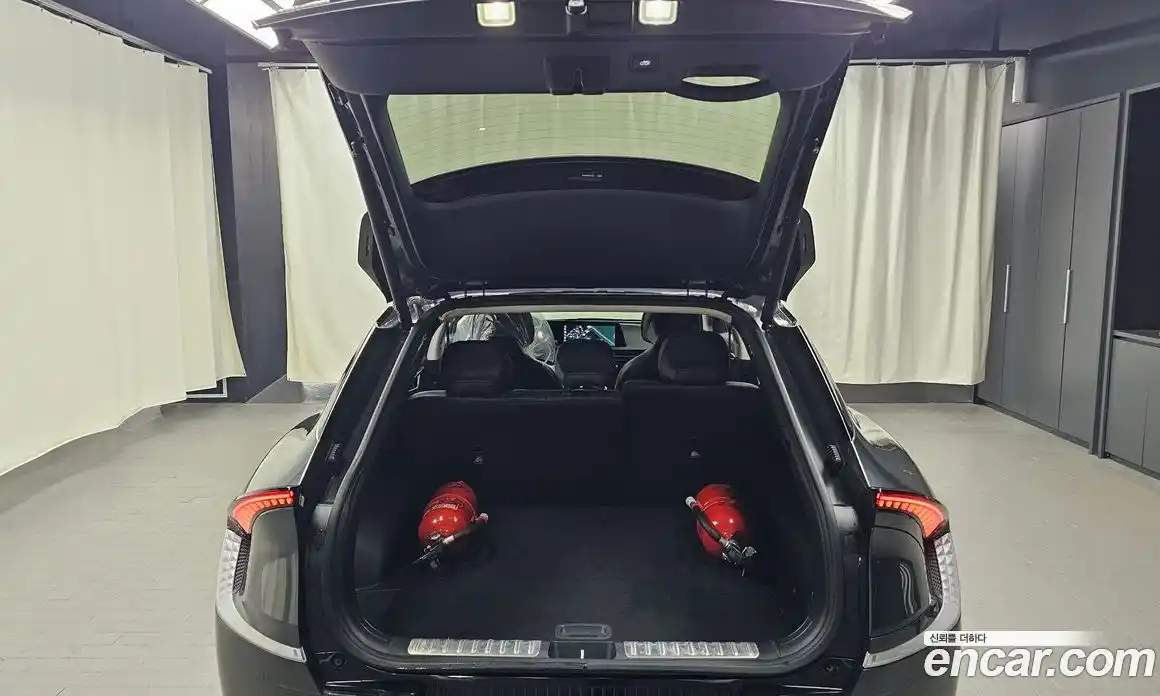 Kia EV6 2023 0.1 Автомат в Москве № 613197, фото 20