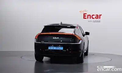 Kia EV6 2023 0.1 Автомат в Москве № 613197, миниатюра 4