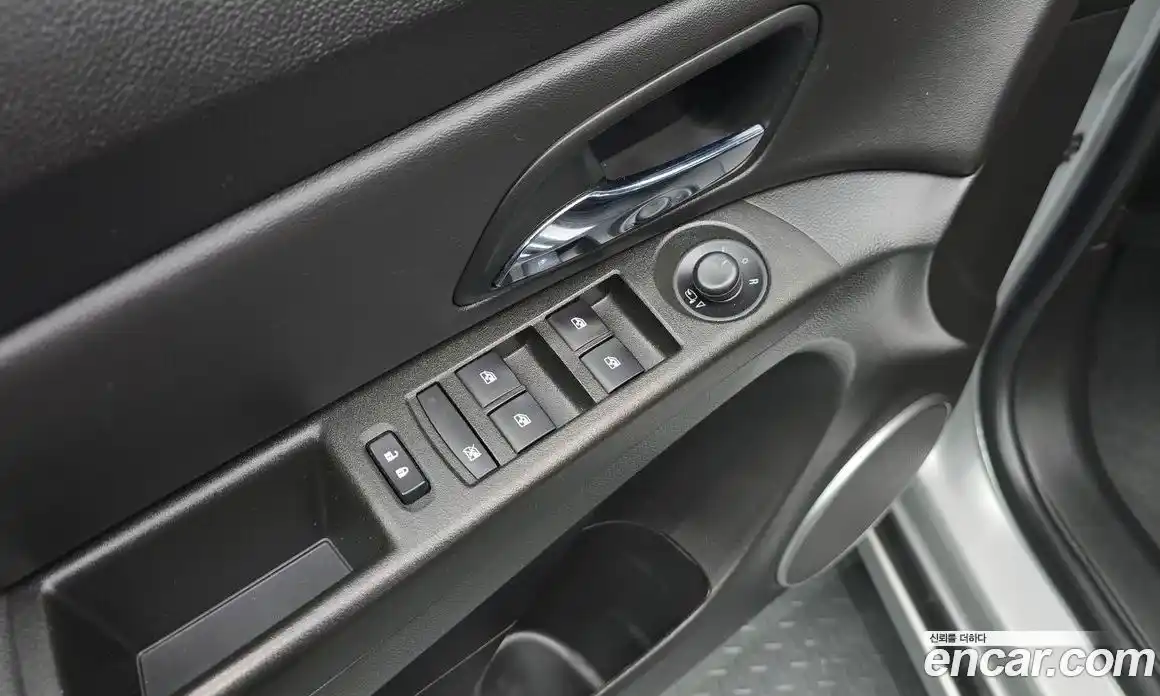 Chevrolet Cruze 2016 1.8 Автомат в Москве № 613891, фото 17