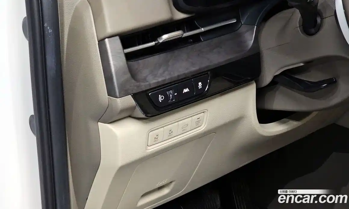 Kia Canival 2023 3.5 Автомат в Москве № 614126, фото 14