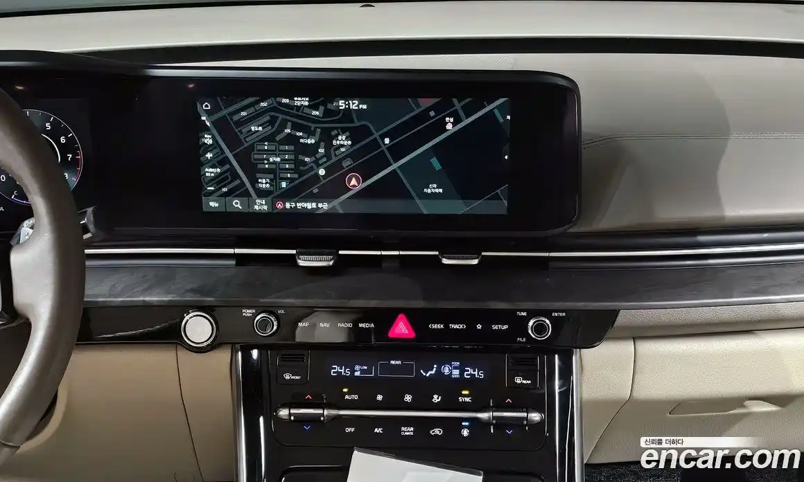 Kia Canival 2023 3.5 Автомат в Москве № 614126, фото 15