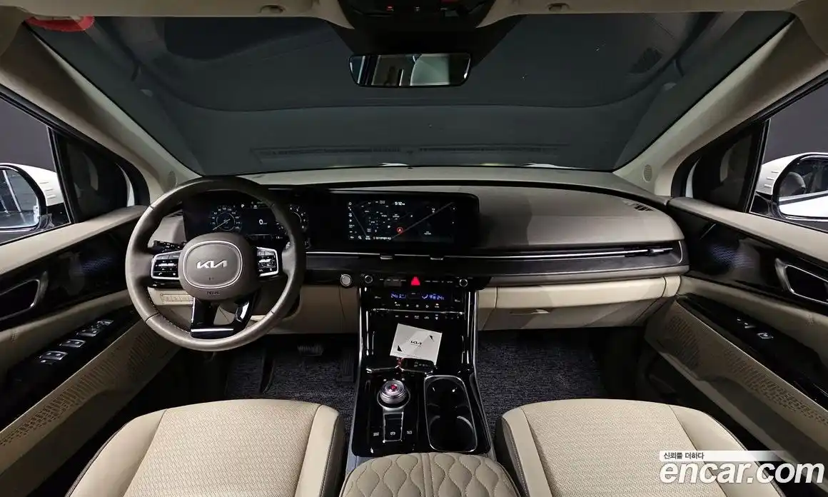 Kia Canival 2023 3.5 Автомат в Москве № 614126, фото 7