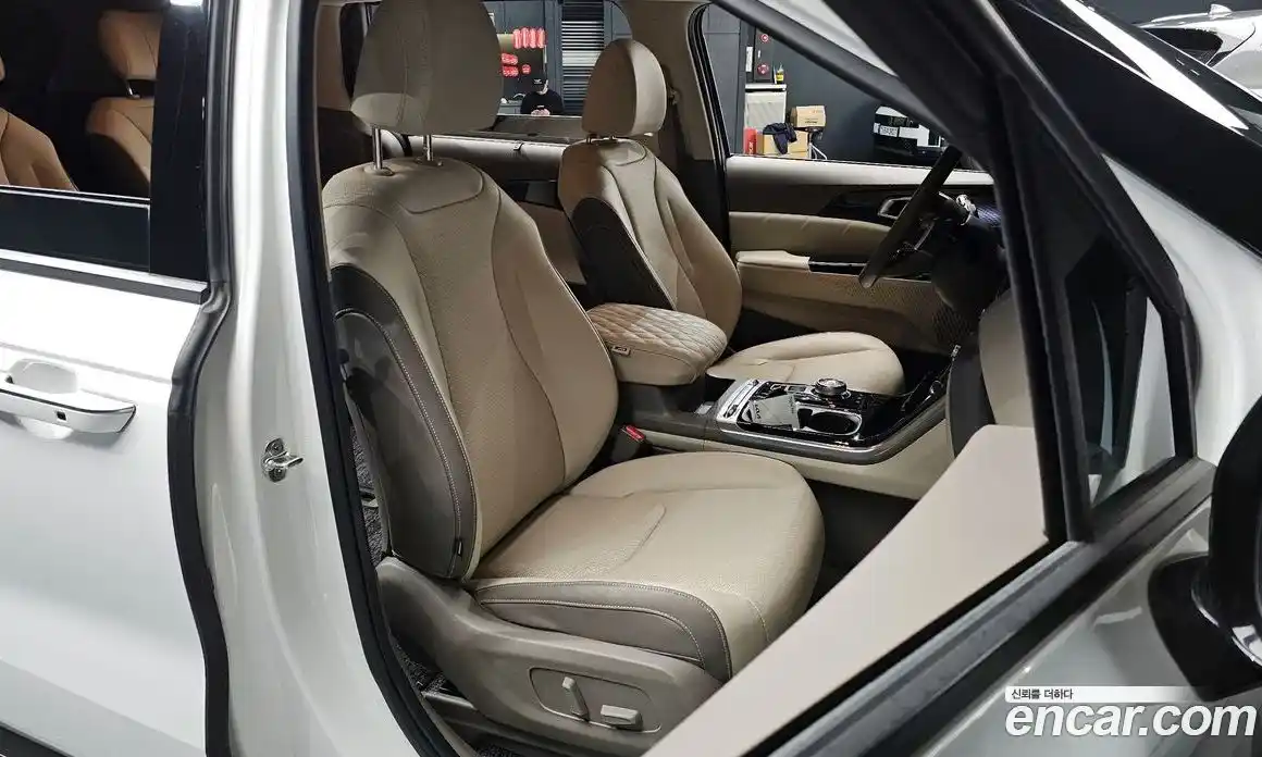 Kia Canival 2023 3.5 Автомат в Москве № 614126, фото 10