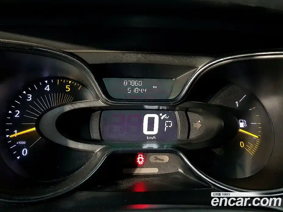 Renault QM3 2014 1.5 Автомат в Москве № 614192, фото 7