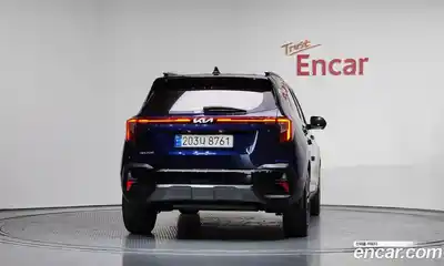 Kia Seltos 2023 1.6 Автомат в Москве № 614272, миниатюра 3