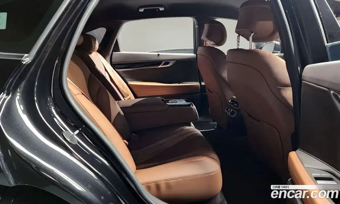 Genesis G80 2022 2.5 Автомат в Москве № 614599, фото 12