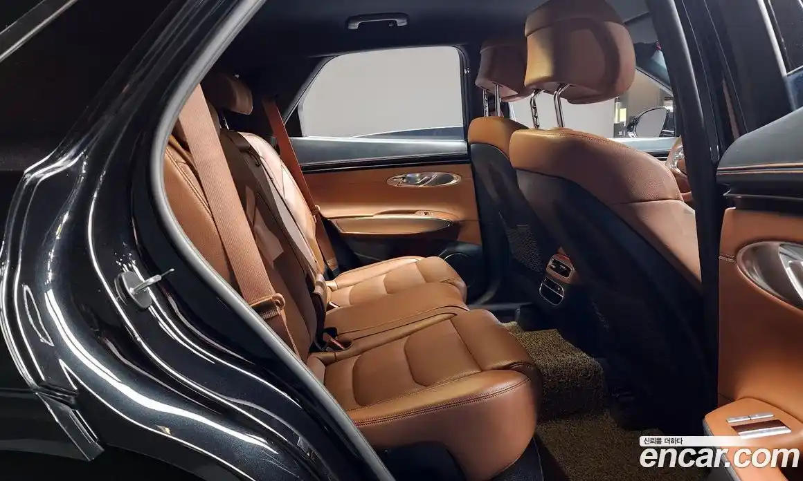 Genesis GV70 2024 2.5 Автомат в Москве № 614744, фото 12