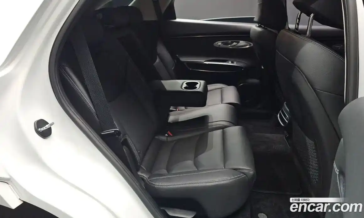 Genesis GV70 2022 2.5 Автомат в Москве № 614845, фото 12