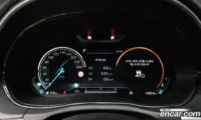 Genesis GV70 2022 2.5 Автомат в Москве № 614845, миниатюра 8