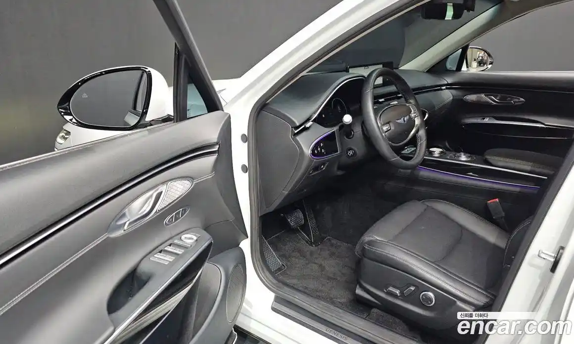 Genesis GV70 2022 2.5 Автомат в Москве № 614845, фото 10