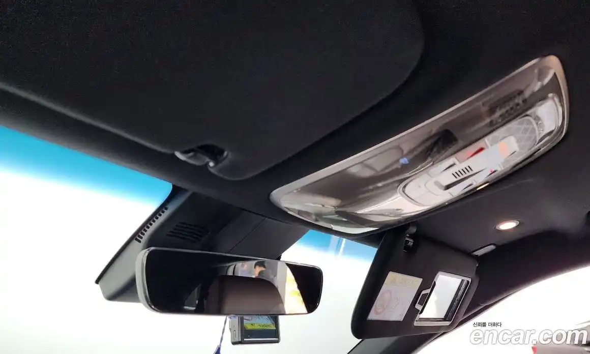 Genesis GV70 2023 2.5 Автомат в Москве № 614903, фото 16