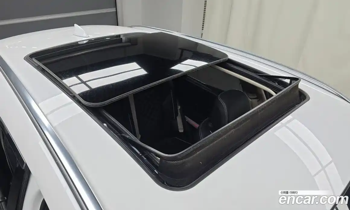 Genesis GV70 2022 0.1 Автомат в Москве № 614982, фото 17