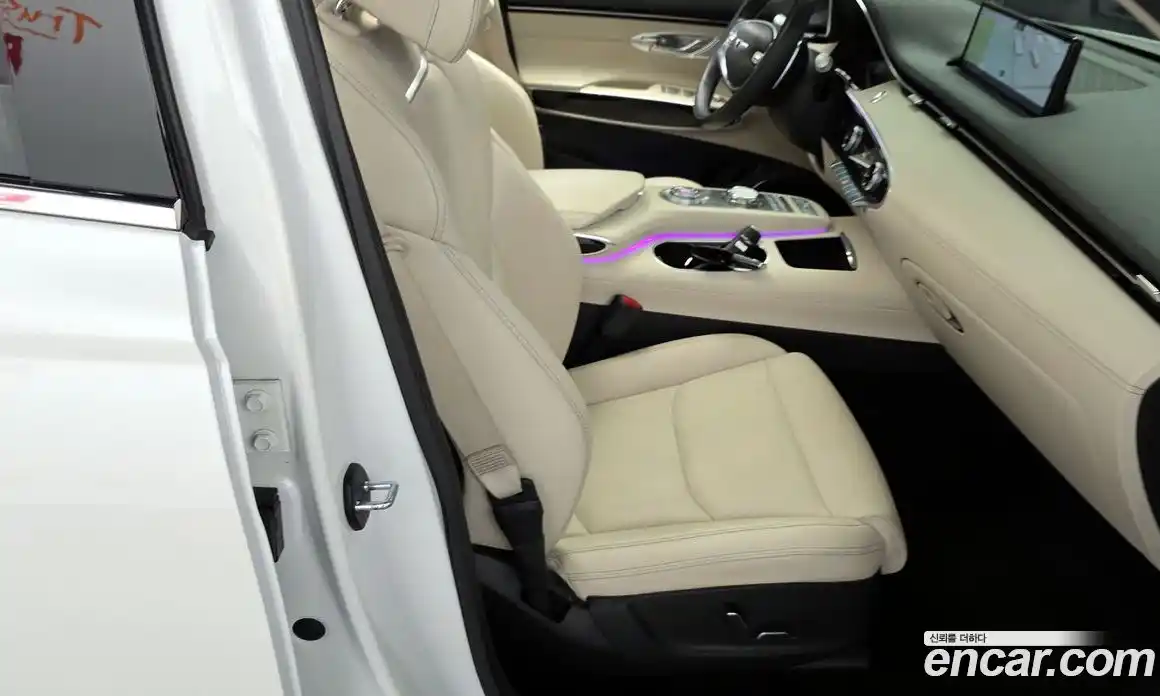 Genesis GV70 2022 2.5 Автомат в Москве № 615014, фото 12