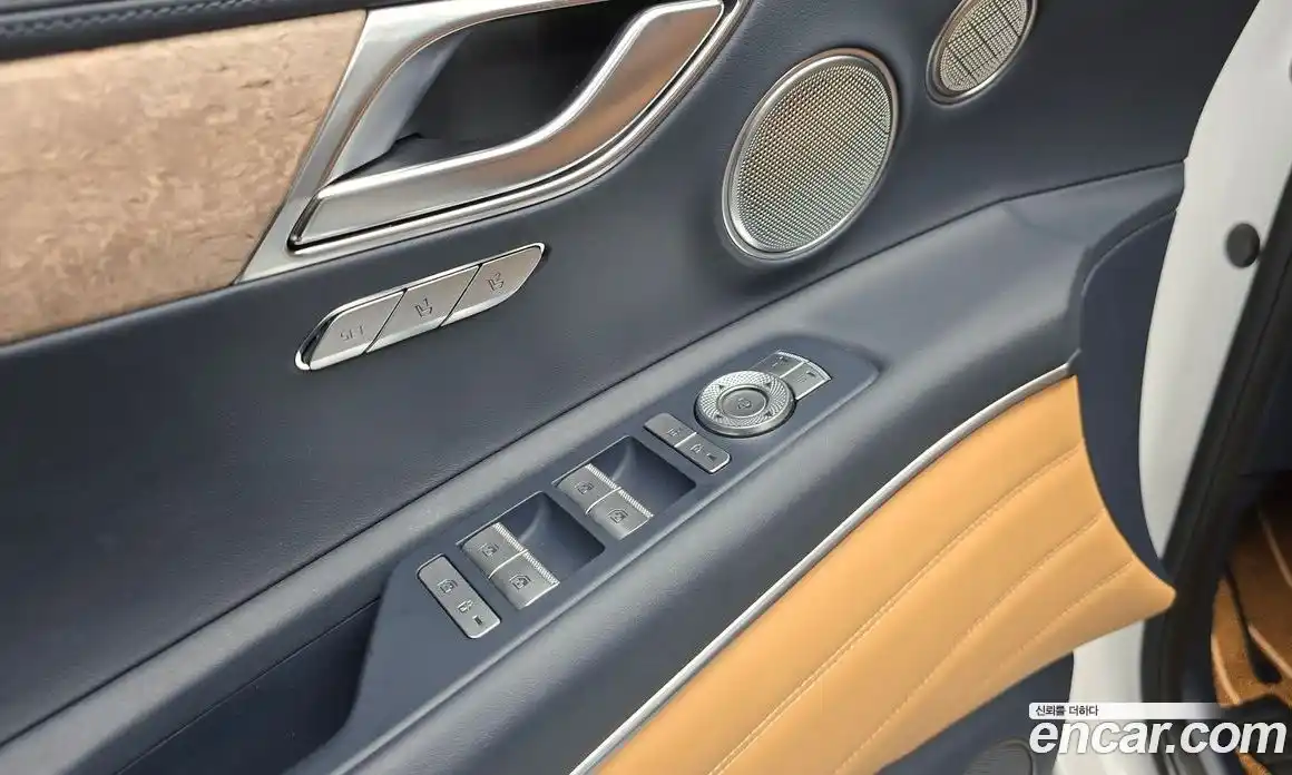 Genesis GV80 2020 3.0 Автомат в Москве № 615287, фото 17