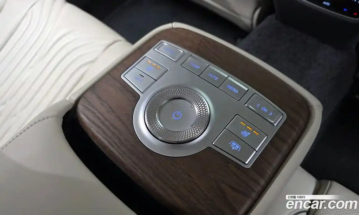 Genesis G80 2022 2.2 Автомат в Москве № 615343, фото 19