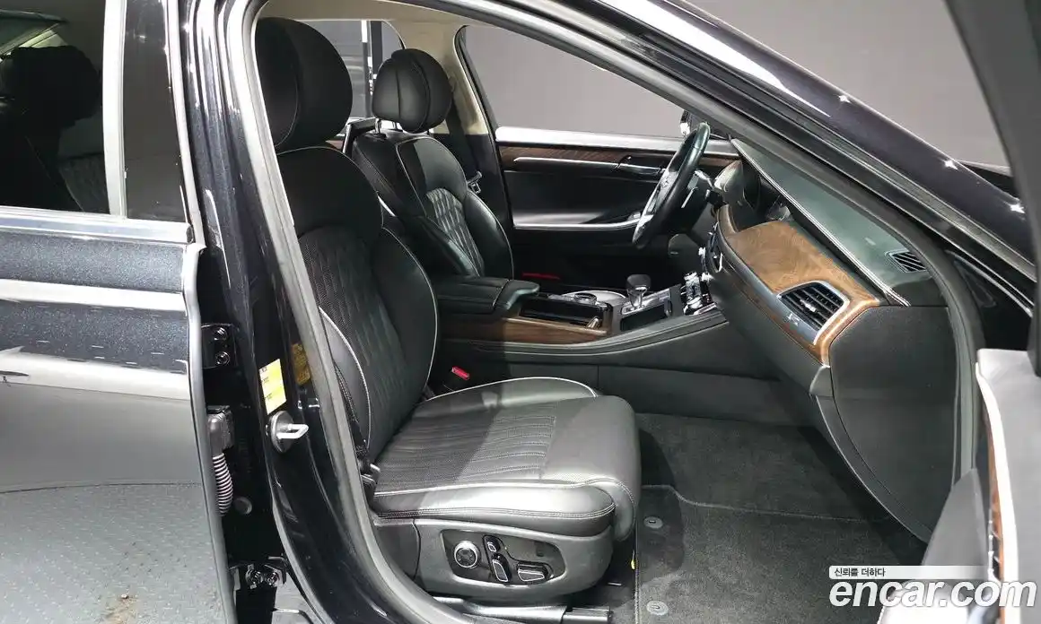 Genesis G90 2020 5.0 Автомат в Москве № 615734, фото 10