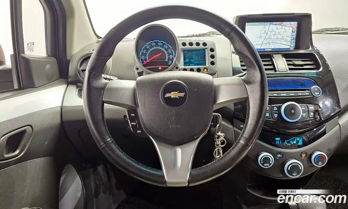 Chevrolet Spark 2012 1.0 Автомат в Москве № 616476, фото 13