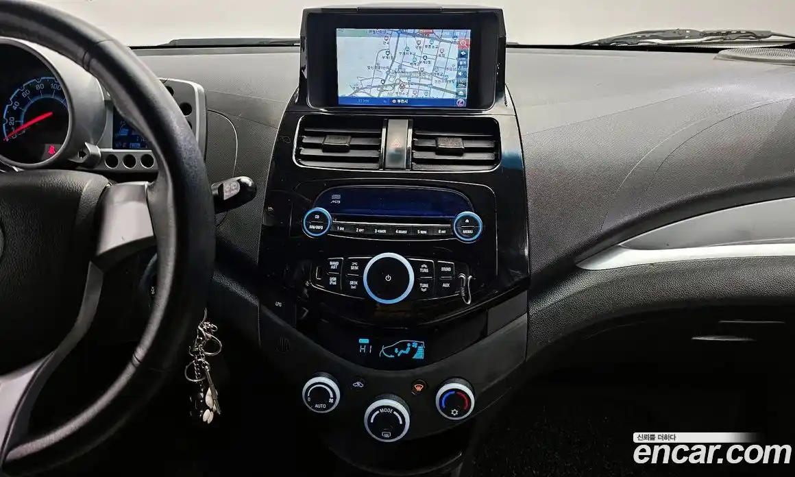 Chevrolet Spark 2012 1.0 Автомат в Москве № 616476, фото 14