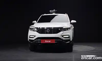 SsangYong Rexton 2018 2.2 Автомат в Москве № 616827, миниатюра 3