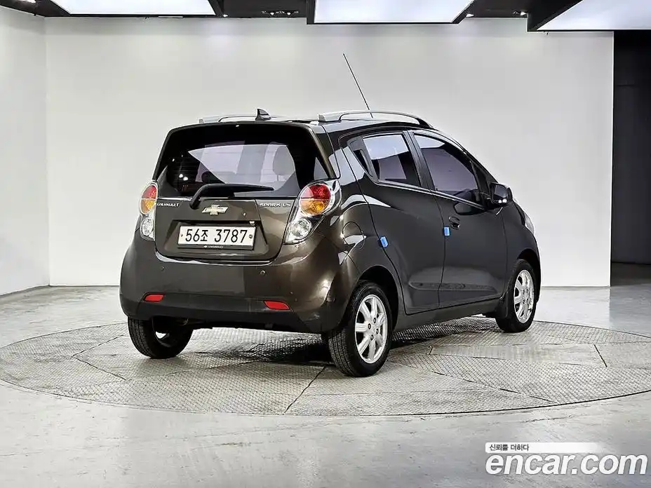 Chevrolet Spark 2012 1.0 Автомат в Москве № 617024, фото 4