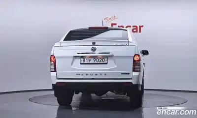 SsangYong Korando 2016 2.0 Автомат в Москве № 617303, миниатюра 4