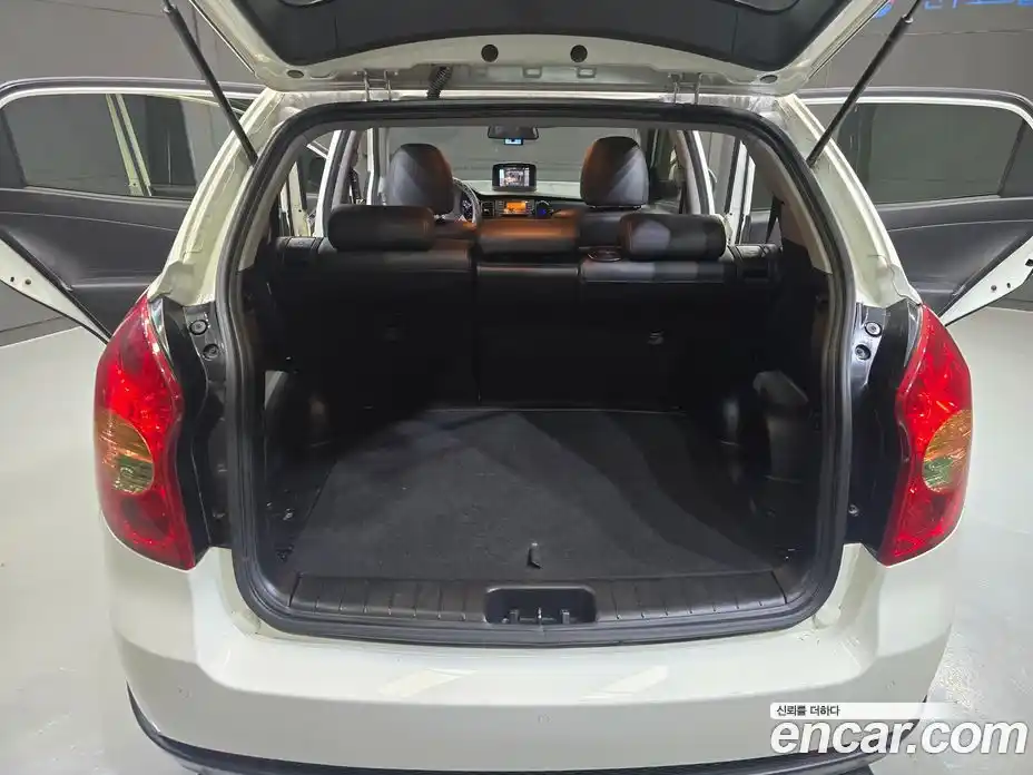 SsangYong Korando 2013 2.0 Автомат в Москве № 617854, фото 15