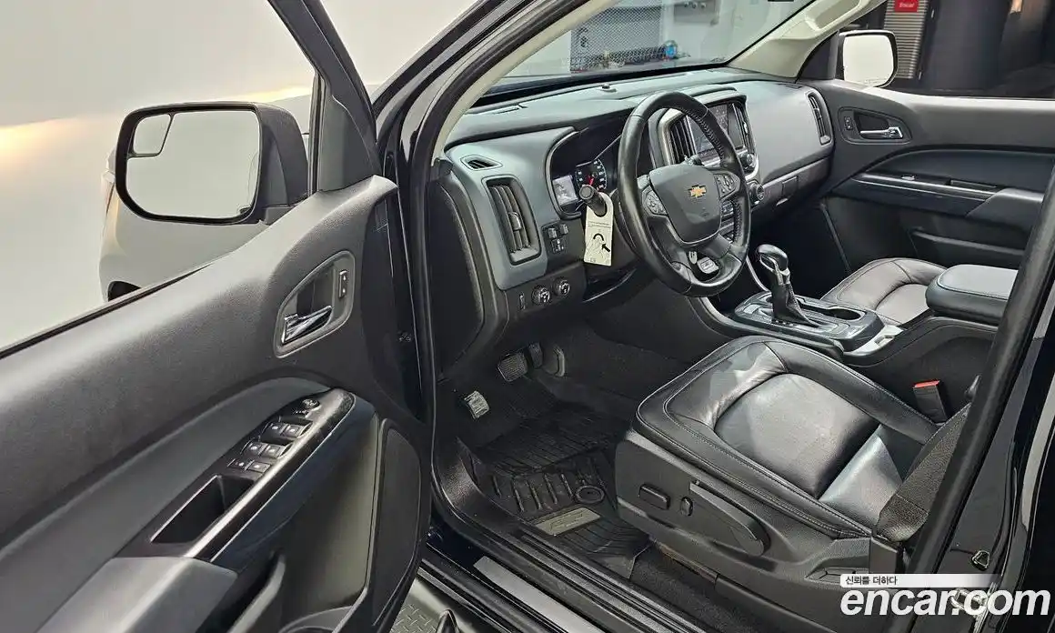 Chevrolet Colorado 2022 3.6 Автомат в Москве № 618202, фото 11