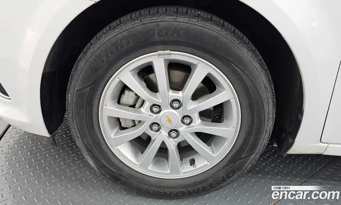 Chevrolet Aveo 2017 1.4 Автомат в Москве № 618394, фото 5