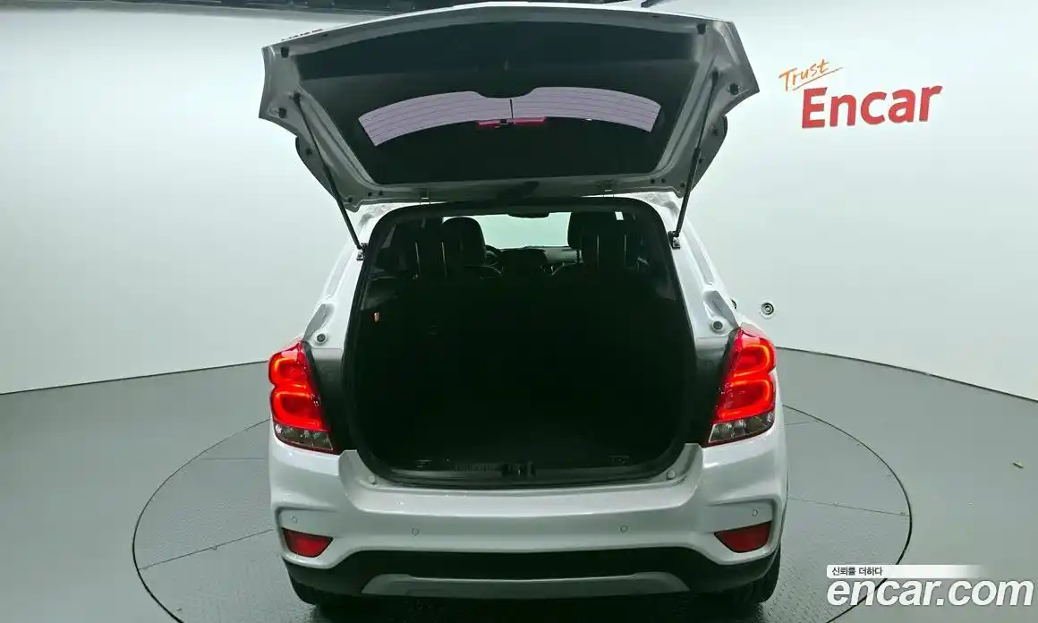 Chevrolet Trax 2021 1.4 Автомат в Москве № 618406, фото 20