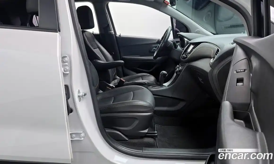 Chevrolet Trax 2021 1.4 Автомат в Москве № 618406, фото 10