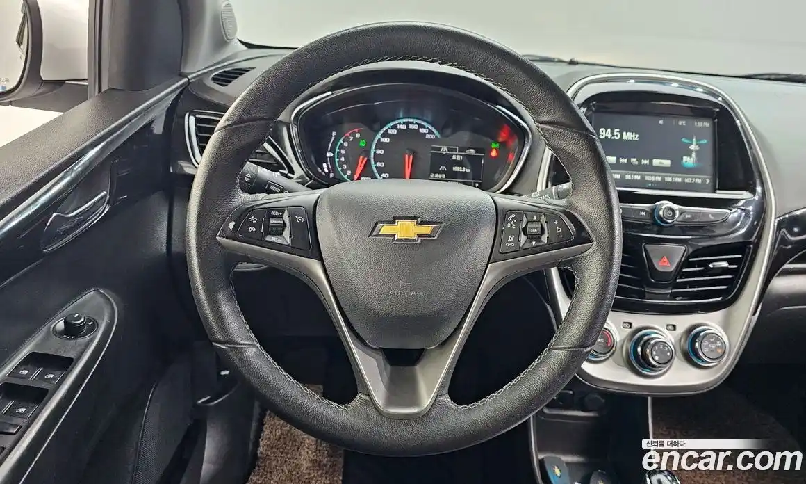 Chevrolet Spark 2017 1.0 Автомат в Москве № 618445, фото 13