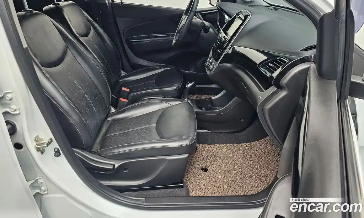 Chevrolet Spark 2017 1.0 Автомат в Москве № 618445, фото 10