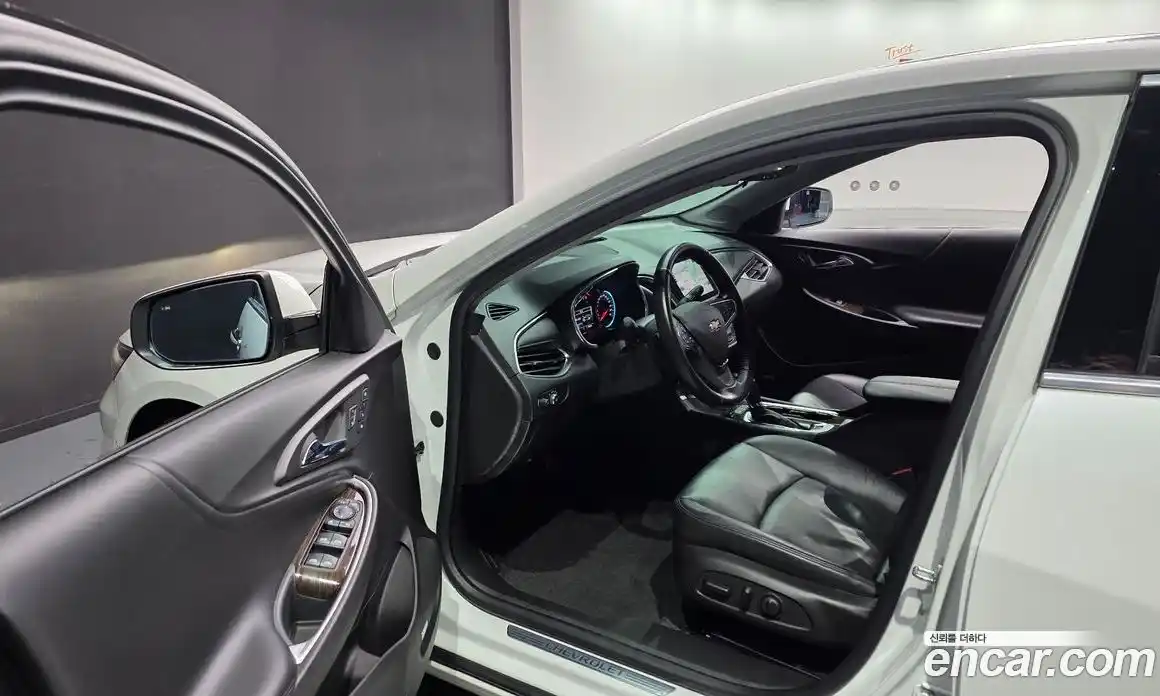 Chevrolet Malibu 2017 2.0 Автомат в Москве № 618504, фото 11