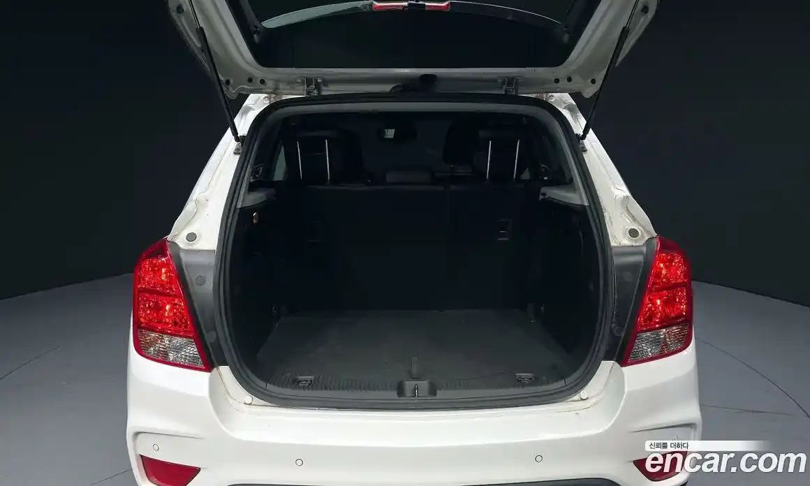 Chevrolet Trax 2018 1.4 Автомат в Москве № 618761, фото 20