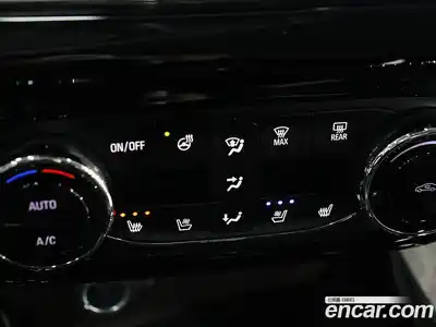 Chevrolet Trax 2025 1.2 Автомат в Москве № 619123, миниатюра 11