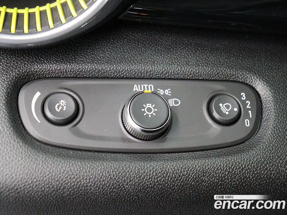 Chevrolet Trax 2025 1.2 Автомат в Москве № 619123, фото 13