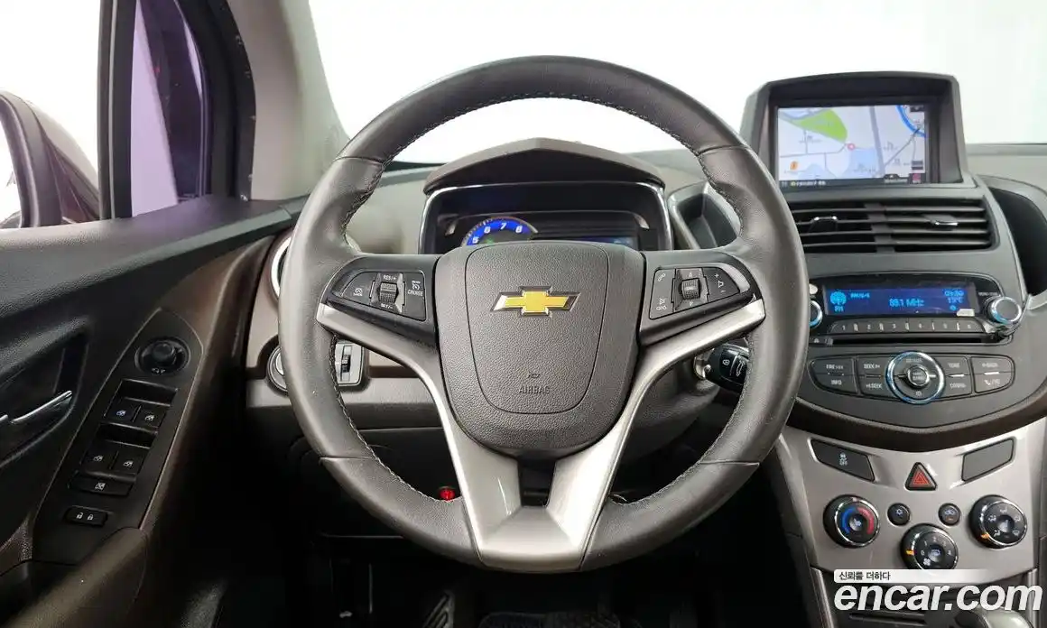 Chevrolet Trax 2014 1.4 Автомат в Москве № 619207, фото 13