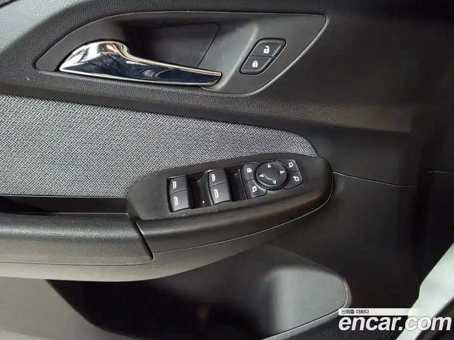 Chevrolet TrailBlazer 2022 1.3 Автомат в Москве № 619254, фото 17