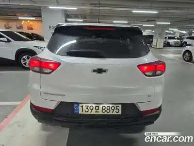 Chevrolet TrailBlazer 2022 1.3 Автомат в Москве № 619254, миниатюра 3