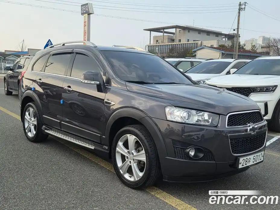Chevrolet Captiva 2012 2.0 Автомат в Москве № 619358, фото 2