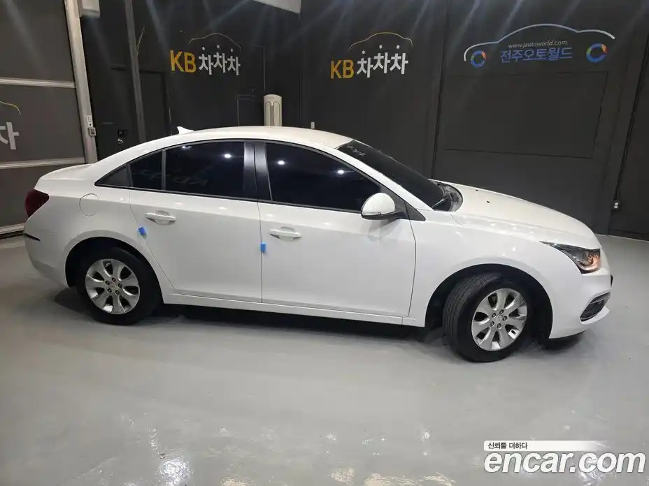 Chevrolet Cruze 2016 1.8 Автомат в Москве № 619481, фото 7