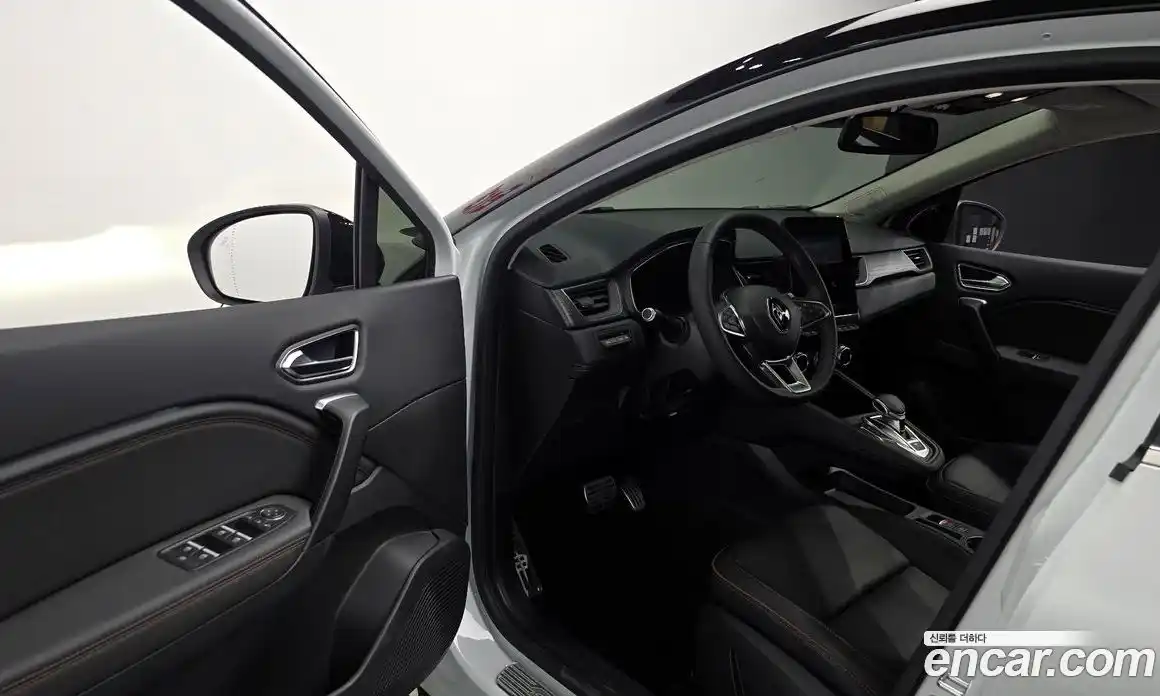 Renault Captur 2020 1.3 Автомат в Москве № 619596, фото 11