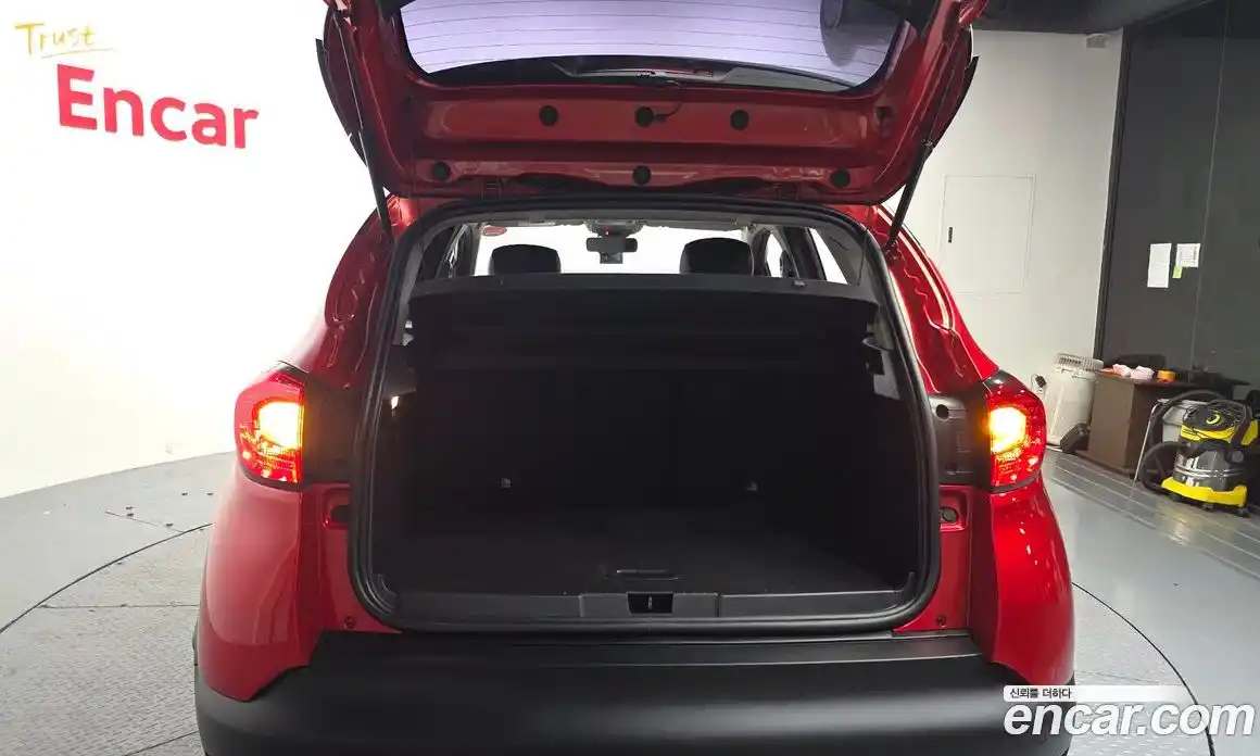 Renault QM3 2015 1.5 Автомат в Москве № 619755, фото 20