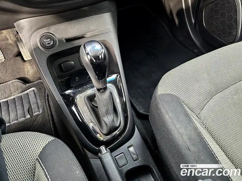 Renault QM3 2015 1.5 Автомат в Москве № 619846, фото 17